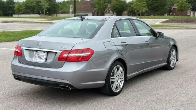 Photo of 2010 Silver Mercedes-Benz E-Class