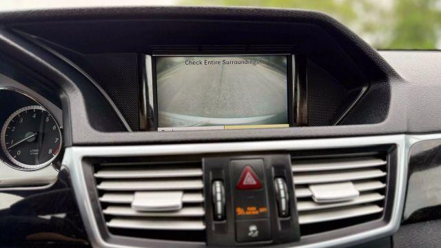 Photo of 2010 Silver Mercedes-Benz E-Class