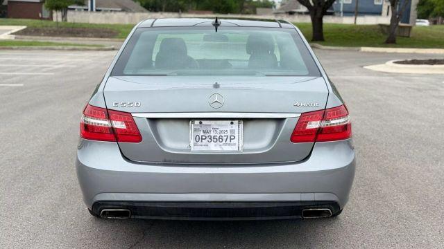 Photo of 2010 Silver Mercedes-Benz E-Class