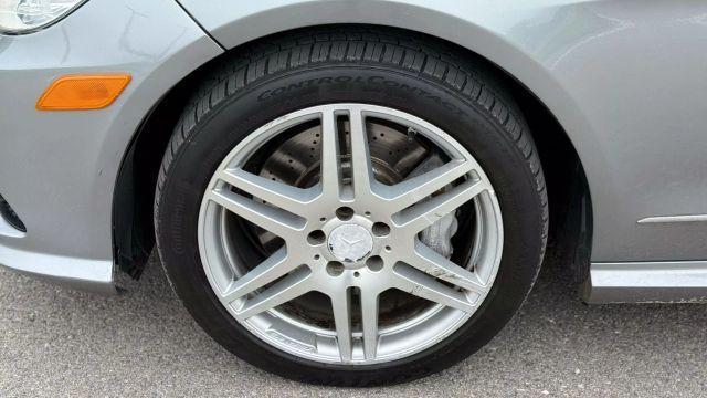 Photo of 2010 Silver Mercedes-Benz E-Class