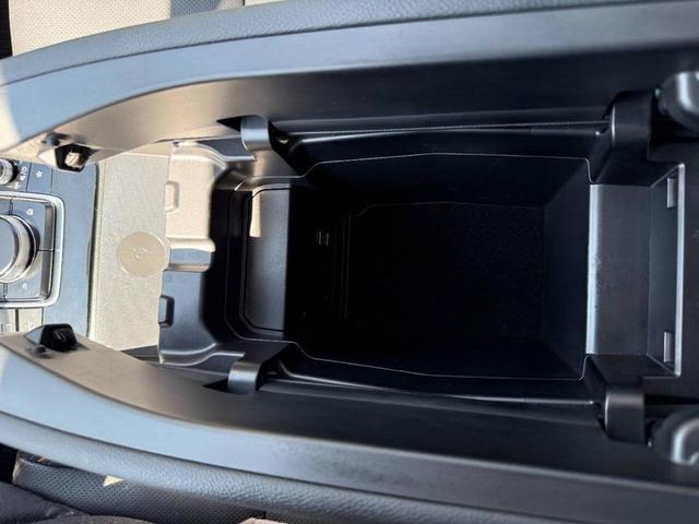 Photo of 2024 Zircon Sand Metallic Mazda CX-50