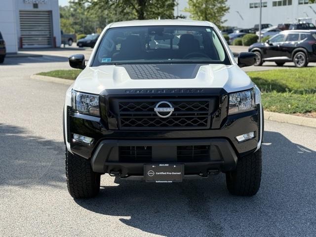 Photo of 2024 Glacier White Nissan Frontier