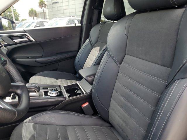 Photo of 2024  Mitsubishi Outlander
