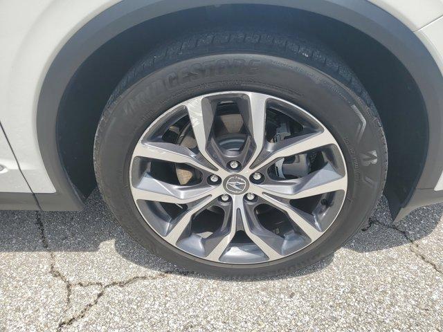 Photo of 2023 Platinum White Acura MDX
