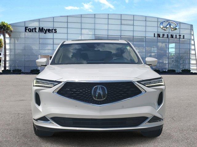 Photo of 2023 Platinum White Acura MDX