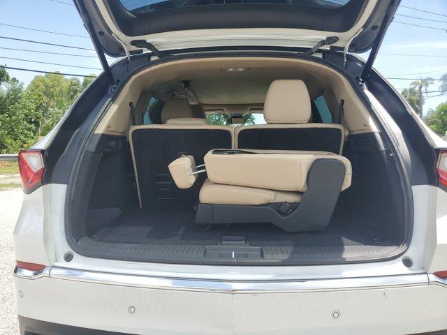 Photo of 2023 Platinum White Acura MDX