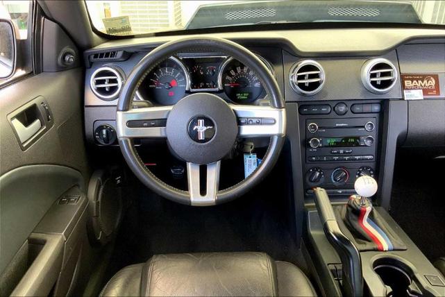 Photo of 2008 Alloy Metallic Ford Mustang