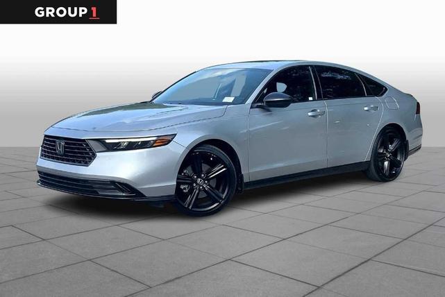 Photo of 2024 Solar Silver Metallic Honda Accord Hybrid