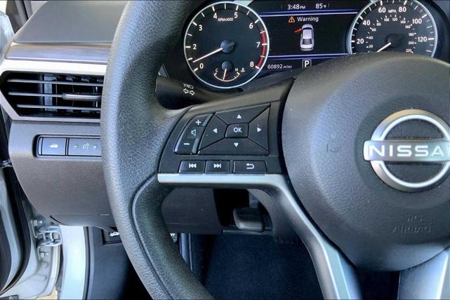 Photo of 2023 Brilliant Silver Metallic Nissan Altima