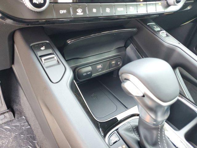 Photo of 2025 Everlasting Silver Kia Telluride