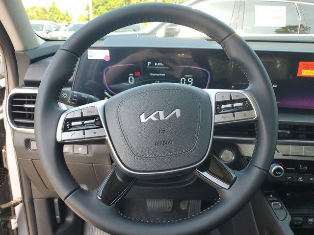 Photo of 2025 Everlasting Silver Kia Telluride