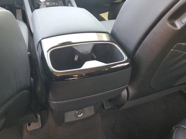 Photo of 2025 Everlasting Silver Kia Telluride