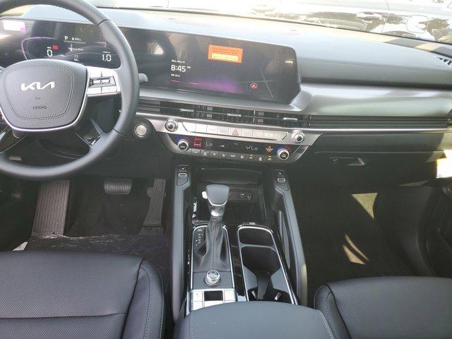 Photo of 2025 Everlasting Silver Kia Telluride