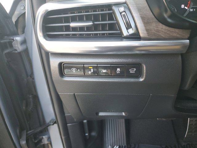 Photo of 2022 Everlasting Silver Kia Telluride