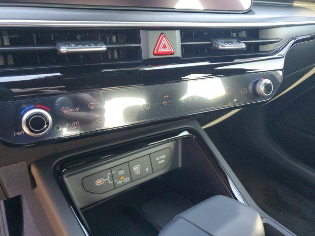 Photo of 2025 Blue Kia K5