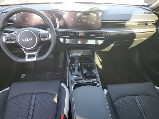 Photo of 2025 Blue Kia K5