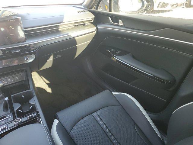 Photo of 2025 Blue Kia K5