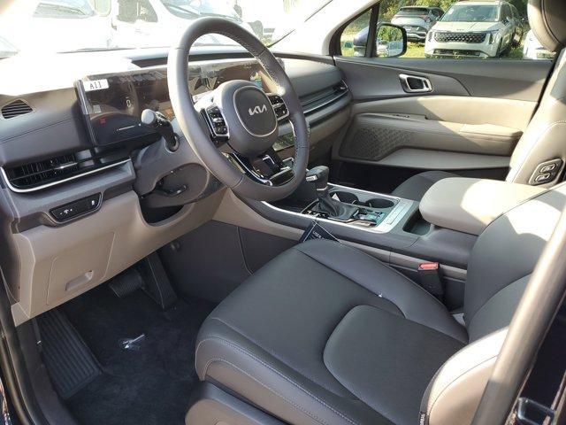Photo of 2025 Deep Chroma Blue Kia Carnival