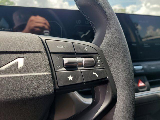 Photo of 2025 Steel Gray Kia K4