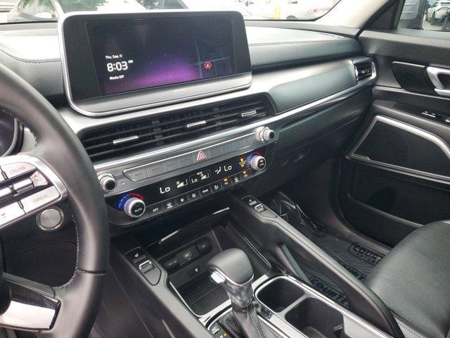Photo of 2022 Everlasting Silver Kia Telluride