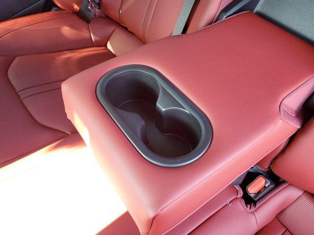 Photo of 2025 Snow White Pearl Kia K5
