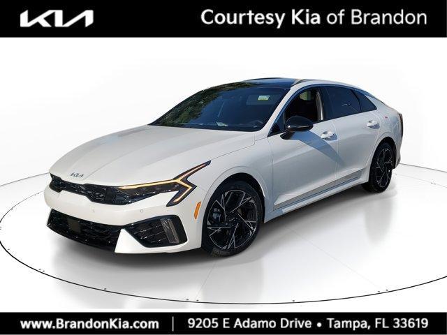 Photo of 2025 Snow White Pearl Kia K5