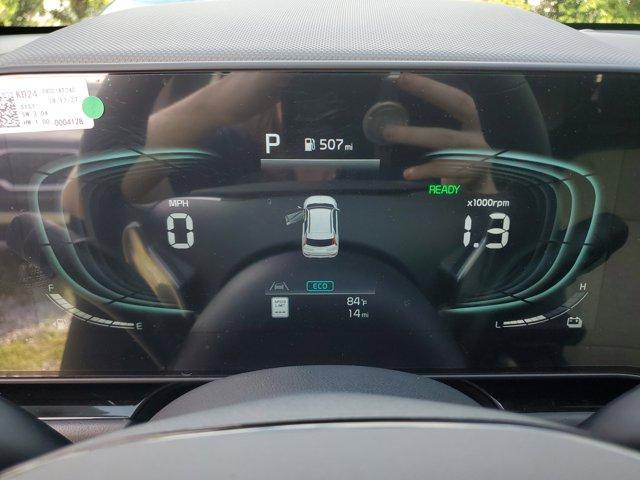 Photo of 2025 Green Kia Niro