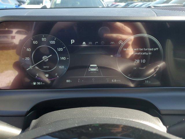 Photo of 2025 Snow White Pearl Kia Seltos
