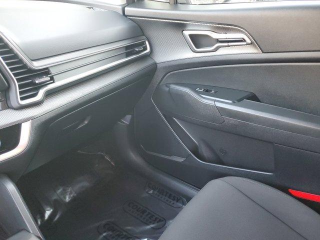 Photo of 2025 Steel Gray Kia Sportage
