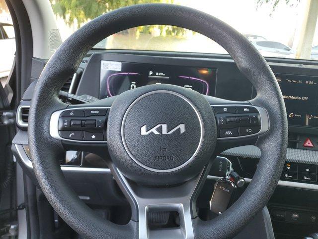 Photo of 2025 Steel Gray Kia Sportage