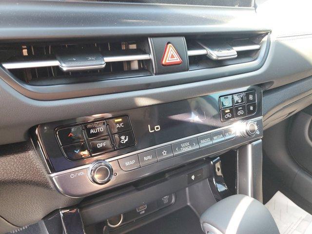 Photo of 2025 Gravity Gray Kia Seltos