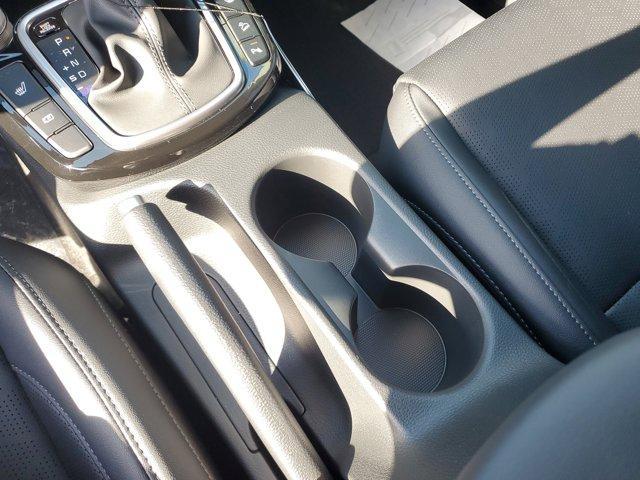 Photo of 2025 Gravity Gray Kia Seltos