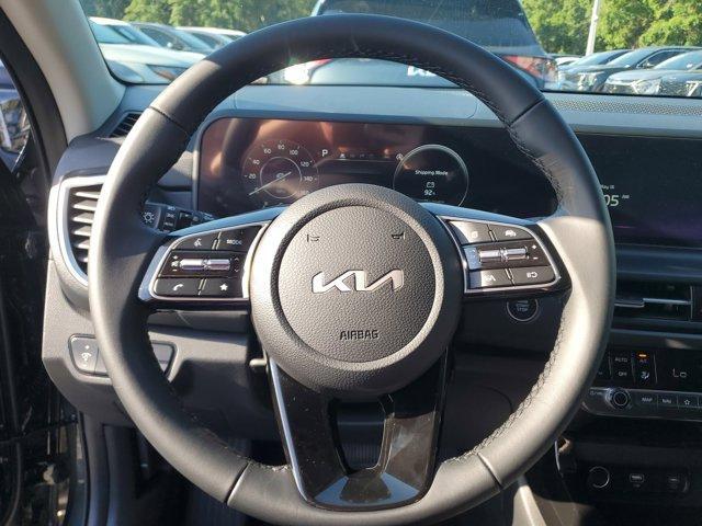 Photo of 2025 Gravity Gray Kia Seltos