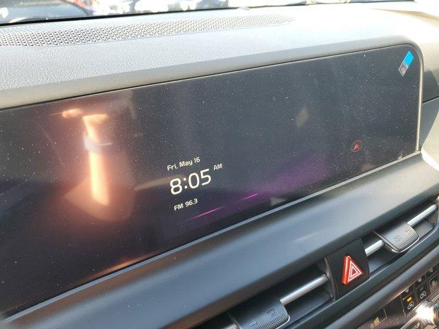 Photo of 2025 Gravity Gray Kia Seltos