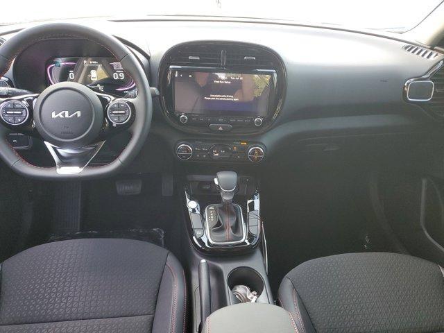 Photo of 2025 Gravity Gray Kia Soul