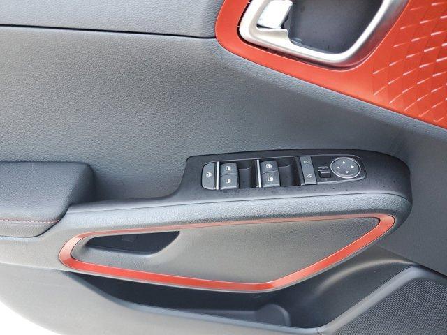Photo of 2025 Gravity Gray Kia Soul