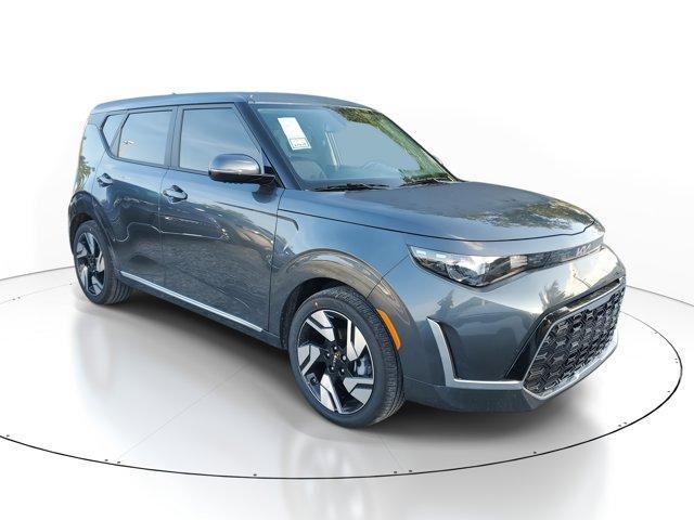 Photo of 2025 Gravity Gray Kia Soul