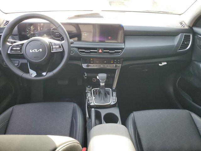 Photo of 2026 Gravity Gray Kia Seltos