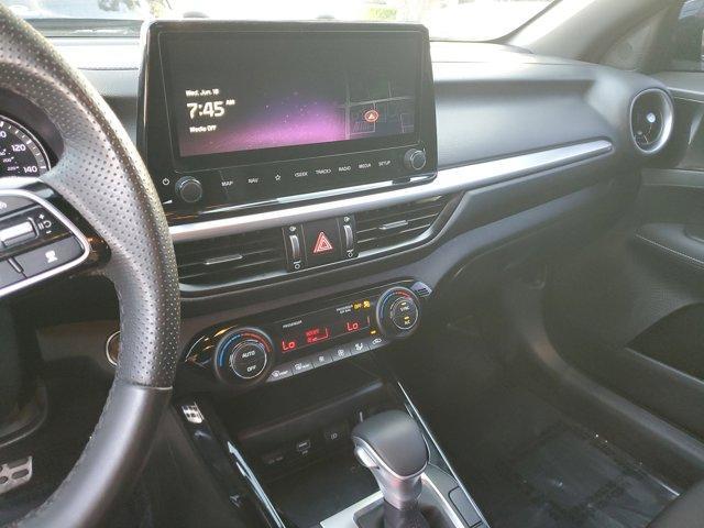 Photo of 2023 Blue Kia Forte