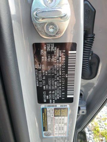 Photo of 2026 Ebony Black Kia EV9