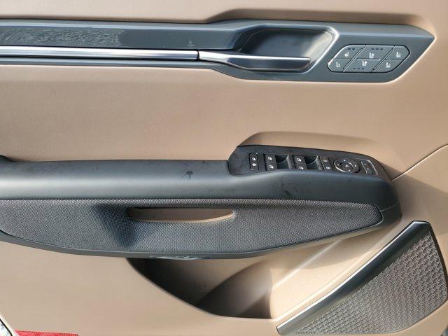 Photo of 2026 Ebony Black Kia EV9