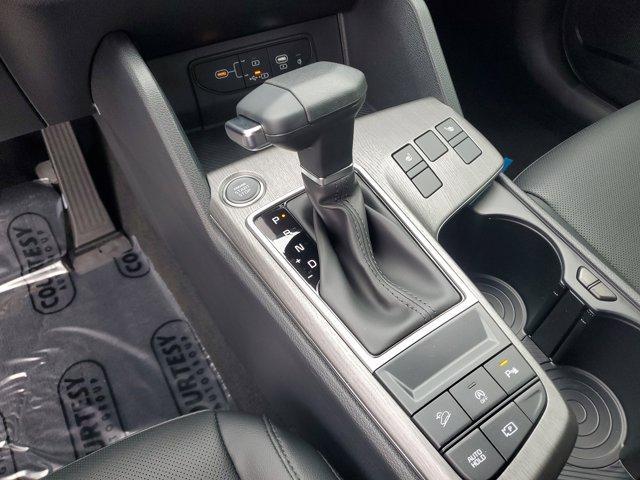 Photo of 2026 Wolf Gray Kia Sportage