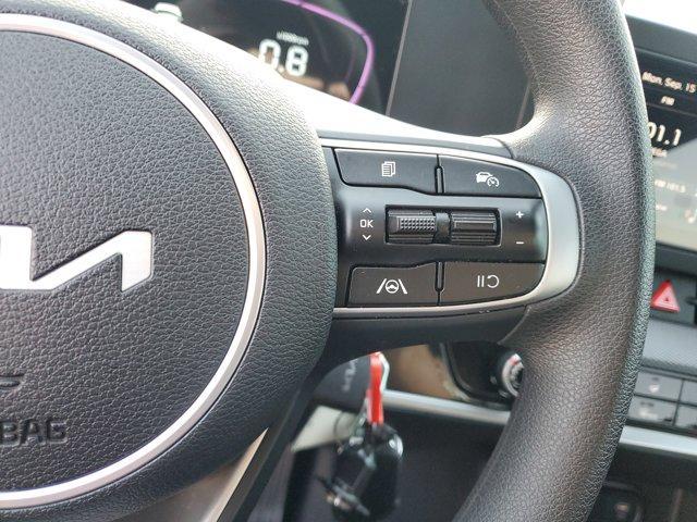 Photo of 2025 Steel Gray Kia Sportage