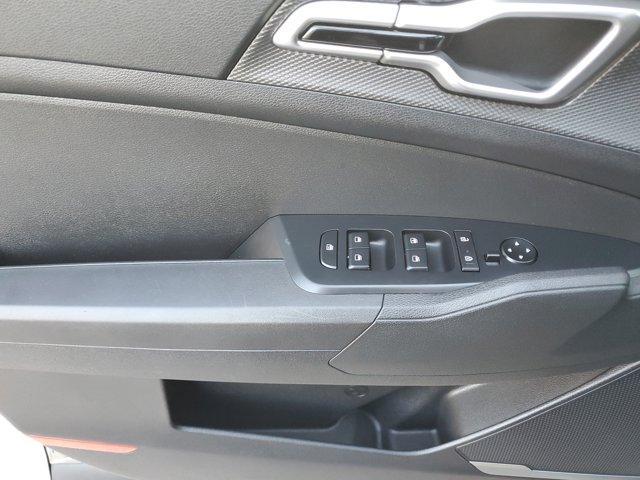 Photo of 2025 Steel Gray Kia Sportage