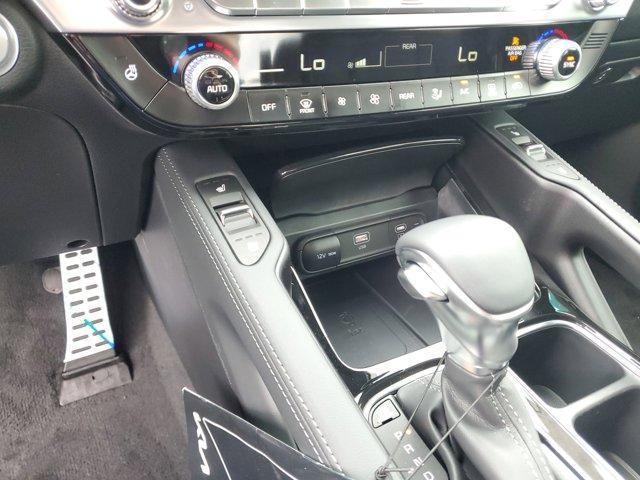 Photo of 2025 Ebony Black Kia Telluride