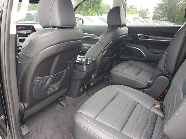 Photo of 2025 Ebony Black Kia Telluride