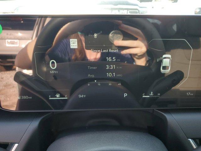Photo of 2025 Snow White Pearl Kia K4