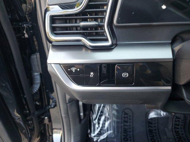 Photo of 2025 Ebony Black Kia Sportage