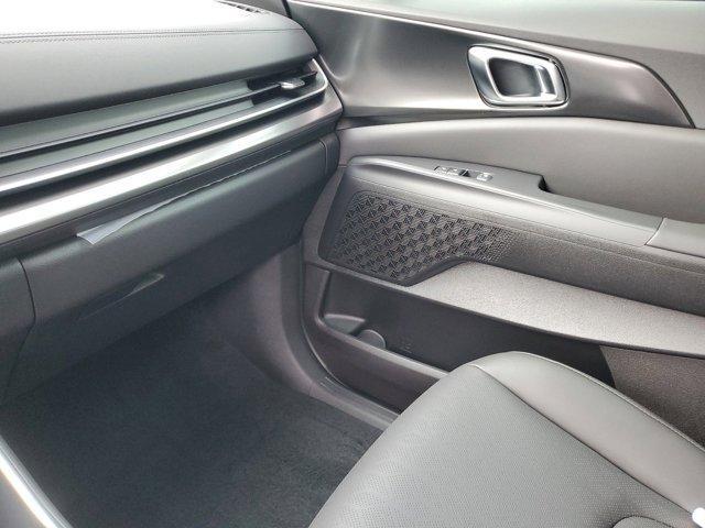 Photo of 2025 Metal Kia Carnival Hybrid