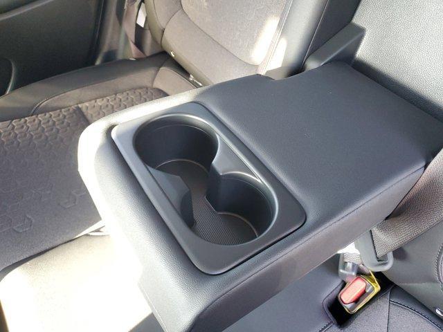 Photo of 2025 Clear White / Black Roof Kia Seltos